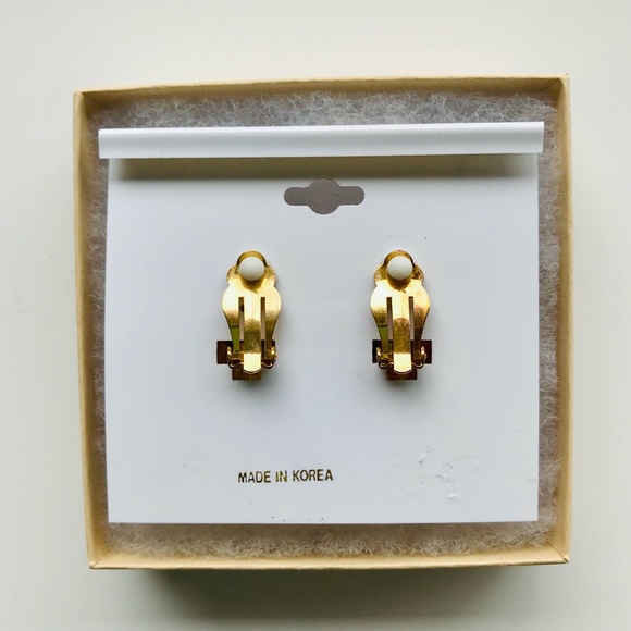 NWT O Global Red/Blue Rhinestone Clip-On Earrings - Picture 4 of 4